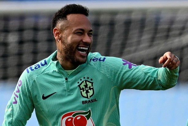 Foto - Neymar'dan hayranlarını üzen haber! Sezonu kapatmak bir yana futbol kariyeri bitebilir...