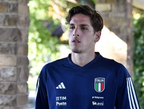 Foto - Nicolo Zaniolo İtalya'da alay konusu oldu! İşte sebebi...