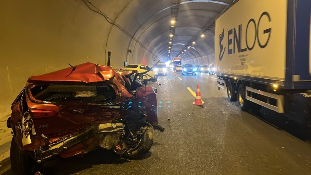 Foto - Niğde-Adana Otoyolu'nda trafik kazası