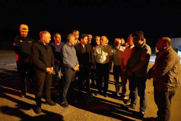 Foto - Niğde'de zincirleme trafik kazası: 3 ölü, 4 yaralı