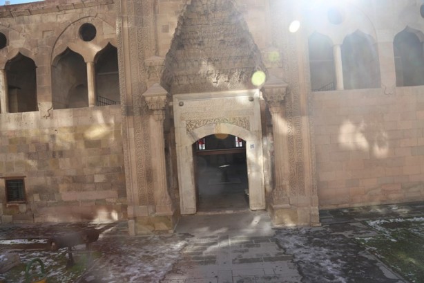 Foto - Niğde'nin tarihi yapılarından Alaaddin Camii