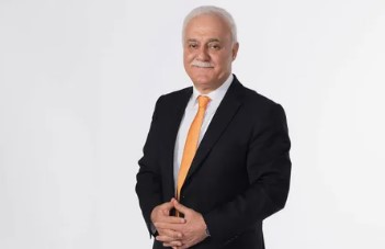 Foto - Nihat Hatipoğlu'ndan silahlanma açıklaması: Ölmemek için...