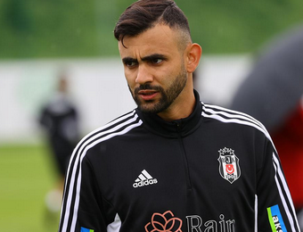 Foto - Nihayet paragözlerin kellesi alınıyor! Bu gelişme taraftarları çıldırtacak... Santos masaya yumruğunu vurdu: 