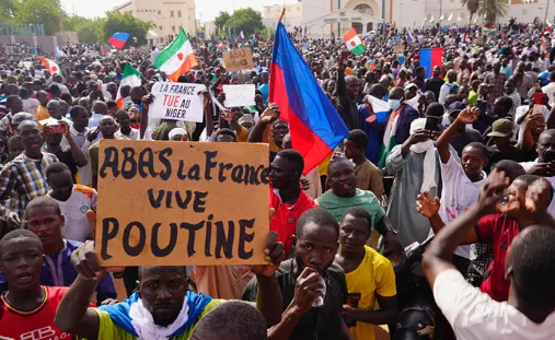 Foto - Nijer Fransız emperyalizmine boyun eğdirdi Fransa Büyükelçisi'ne 48 saat süre! Sınır dışı kararı