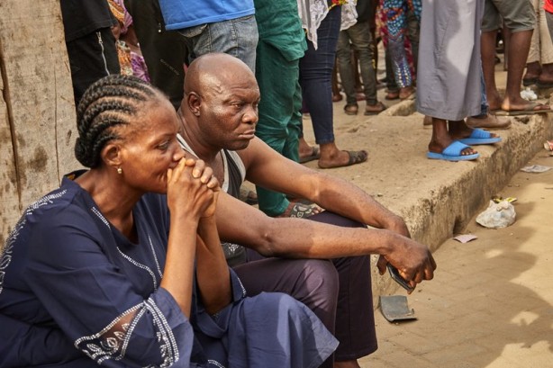 Foto - Nijerya'da feci olay! 3 katlı bina çöktü, çok sayıda ölü var