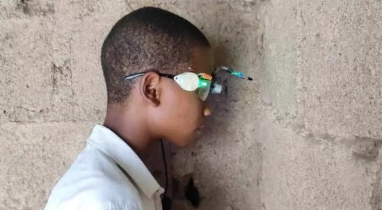 Nijeryalı gençten büyük icat! Görme engelliler için bakın ne yaptı