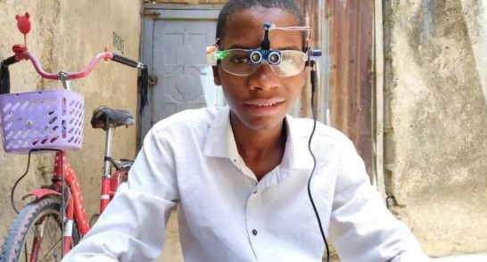 Foto - Nijeryalı gençten büyük icat! Görme engelliler için bakın ne yaptı