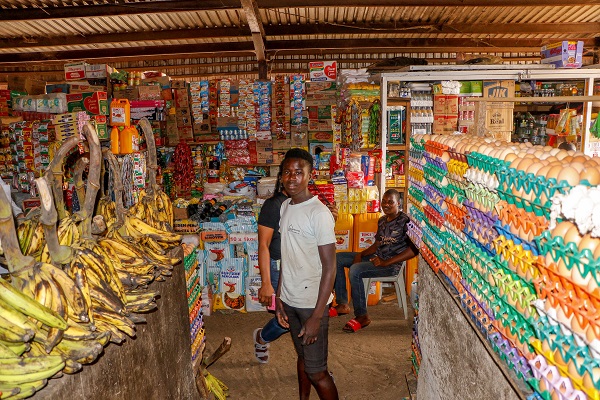 Foto - Nijeryalılar çarşıdan pazardan kaçıyor