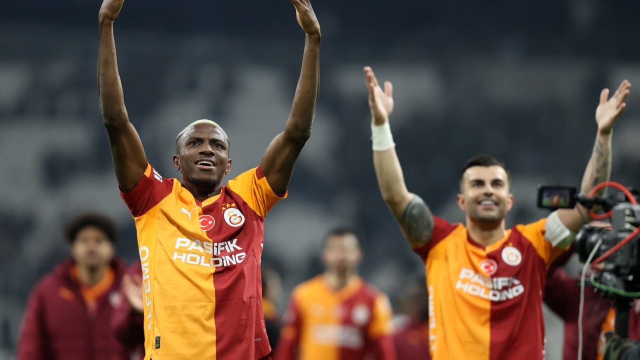 Foto - Nijeryalı'nın kafasının tepesini attıracak hamle... Hansi Flick: Osimhen'i iyi ki almamışım