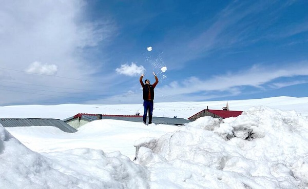 Foto - Nisan ayı biterken yaylalar kar altında! 
