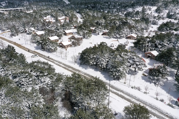 Foto - Nisan ayına 2 gün kala İzmir beyaza büründü