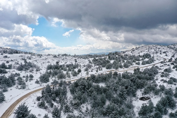 Foto - Nisan ayına 2 gün kala İzmir beyaza büründü