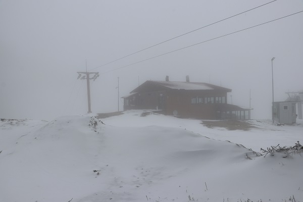 Nisan ayında Ilgaz Dağı beyaza büründü
