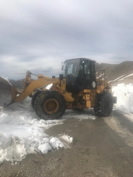 Foto - Nisan ayında kar kalınlığı 5 metreyi buldu