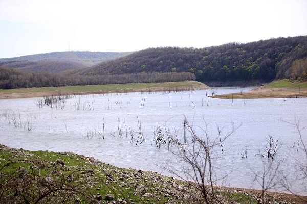 Foto - Nisan yağmurları can suyu oldu! Kuruma noktasına gelen o barajın son hali