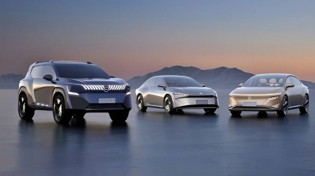 Foto - Nissan elektrikli otomobilde iddialı geliyor! Yeni modellerini tanıttı