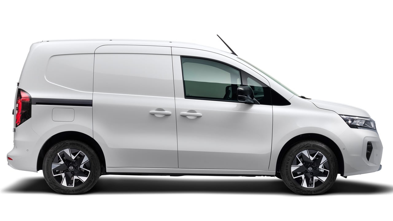 Foto - Nissan Townstar, elektrikli ve benzinli seçenekleriyle sahnede! Fiyatıyla dudak uçuklattı!