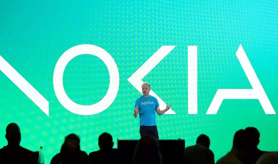 Foto - Efsane geri döndü! Nokia'dan tarihte ilk 