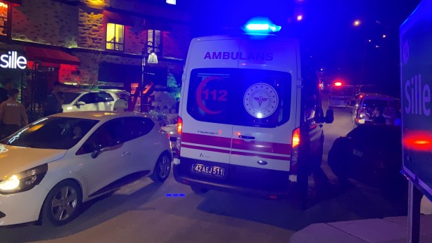 Foto - Normalleşmenin ilk gecesinde silahlı kavga!