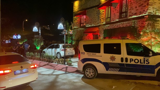 Foto - Normalleşmenin ilk gecesinde silahlı kavga!