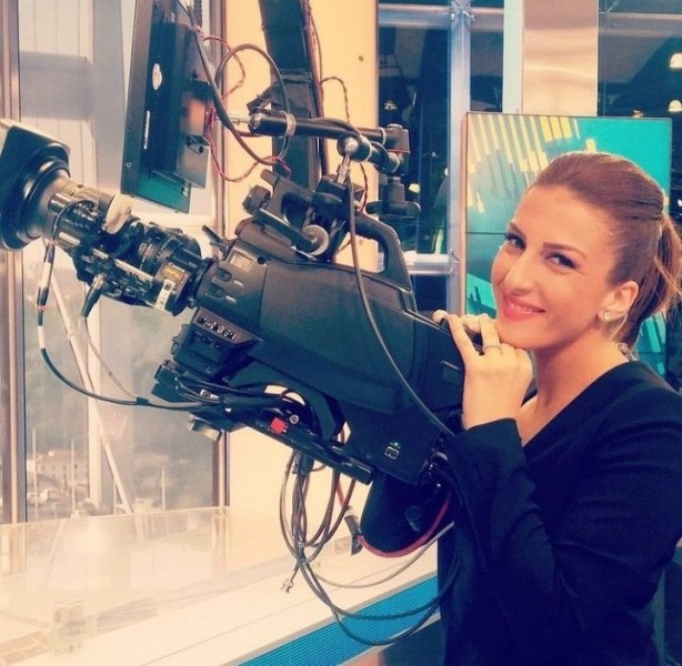 Foto - NTV spikeri Özlem Sarıkaya Yurt gözyaşları içinde son yolculuğuna uğurlandı