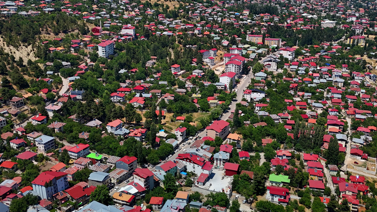 Foto - Nüfus 20 kat arttı! Kent boşaldı dağlar doldu