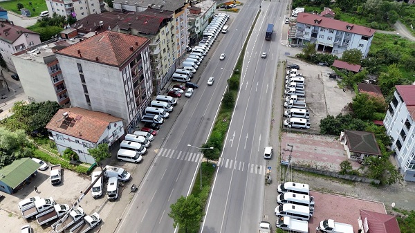 Foto - Nüfusu 73 bin! Bu ilçe 85 milyonluk Türkiye'nin ticari araç merkezi