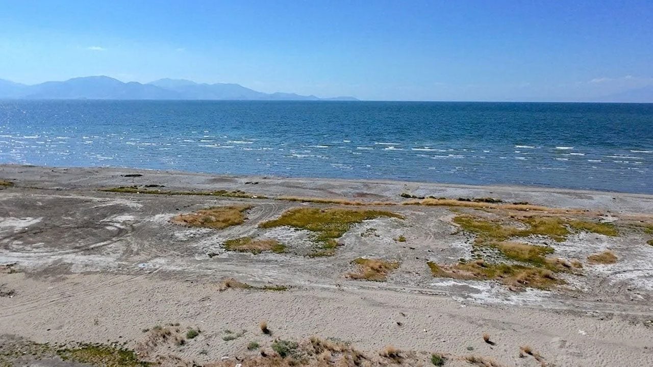 Foto - Nuh Tufanı iddiasına arkeologdan dikkat çeken cevap! Van Gölü’nün altında 11 bin yıllık şehir mi var? 
