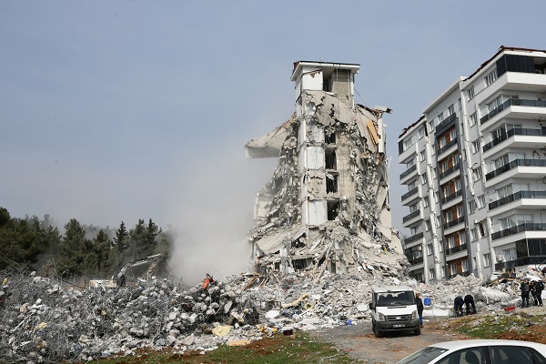 Foto - Nurdağı'nda binalar böyle yıkıldı