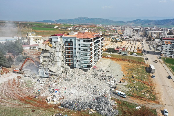 Foto - Nurdağı'nda binalar böyle yıkıldı