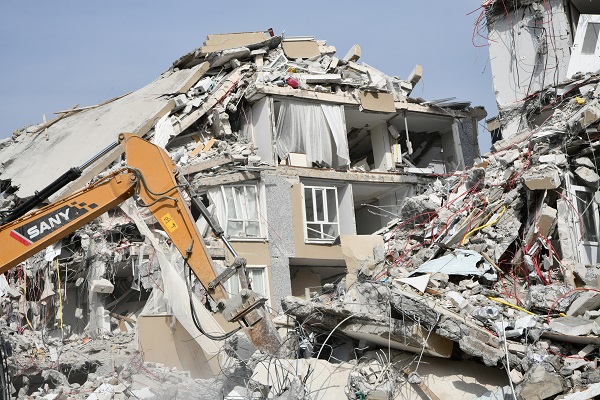 Foto - Nurdağı'nda binalar böyle yıkıldı