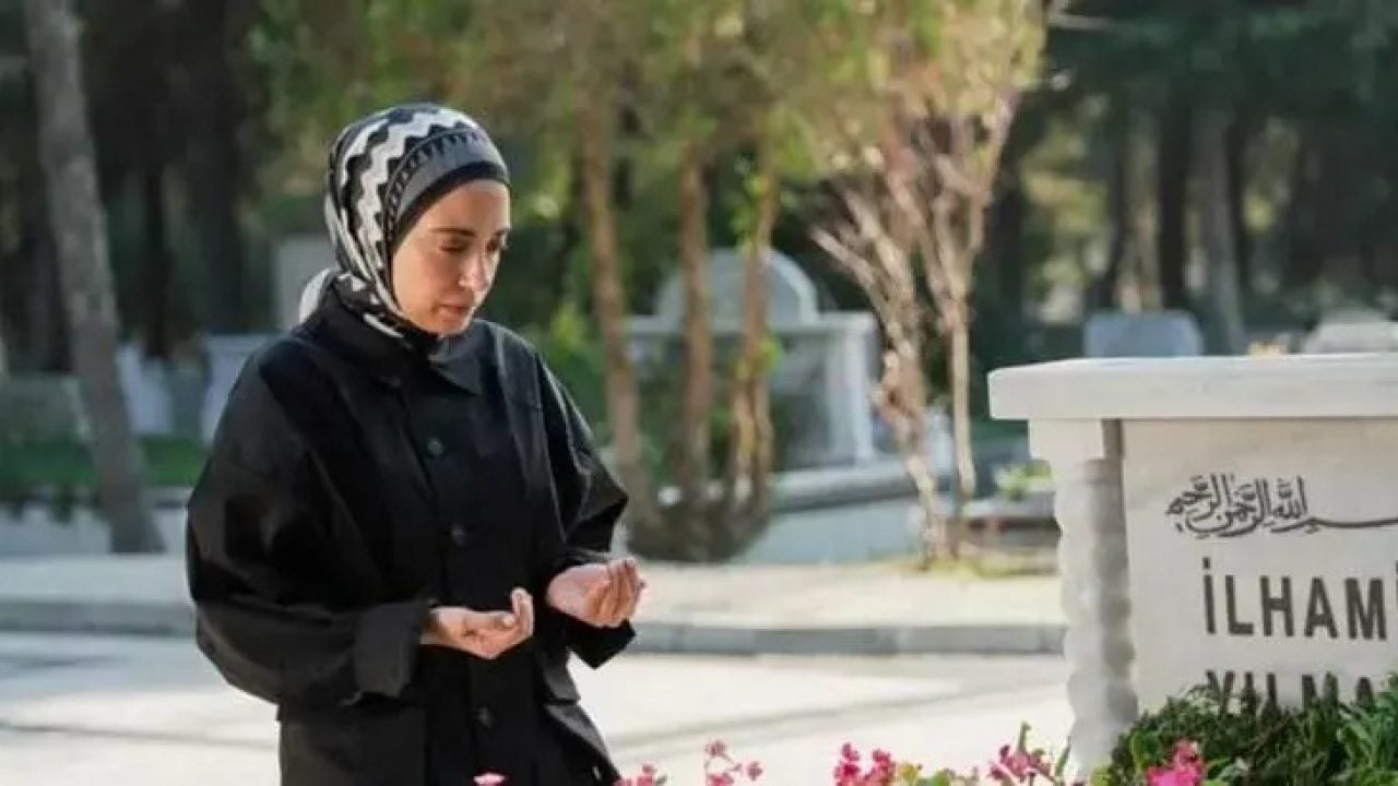 Foto - Nursema dönüyordu: Kızılcık Şerbeti yayın akışından kaldırıldı