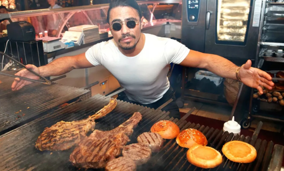 Foto - Nusret'ten kadın çalışana skandal talep! ABD bu haberle çalkalanıyor