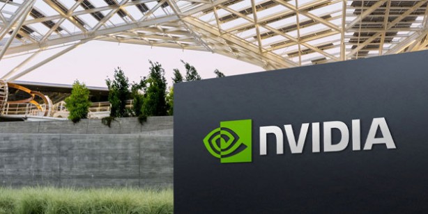 Foto - NVIDIA bir gecede milyarlarca dolar kaybetti