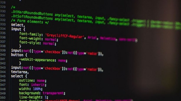 Foto - Nvidia CEO'su uyardı! Çocuklarınıza kodlama öğretmeyin