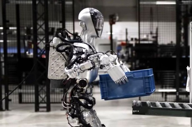 Foto - Nvidia, insansı robot programını başlattı