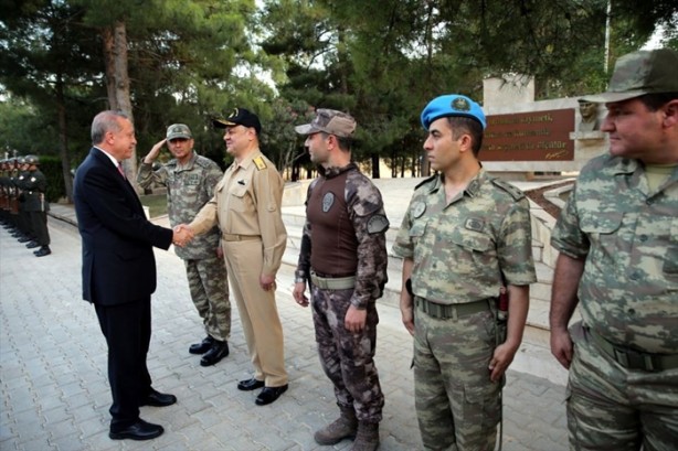 Foto - O asker bakın kimmiş!