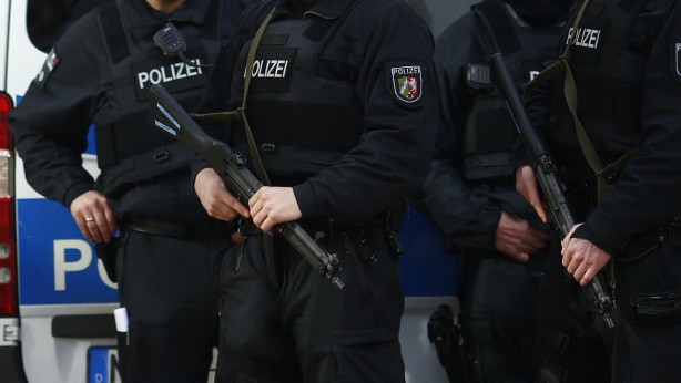 Foto - O Avrupa ülkesinde yaşayan Türkler sınır dışı edilecek! Karar onaylandı