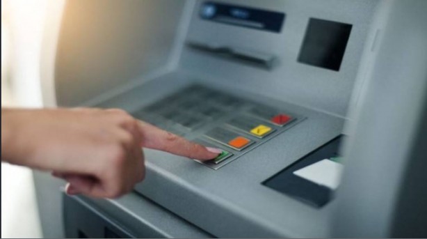 Foto - O banka "Anlayışınız için şimdiden teşekkürler" diyerek duyurdu: ATM’den para çekemeyeceksiniz