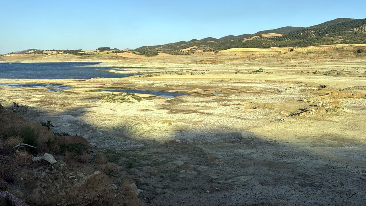 Foto - O baraj alarm veriyor! Su seviyesi yüzde 1’in altına düştü