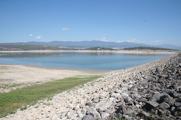 Foto - O barajda su seviyesi yüzde 30'un altına düştü