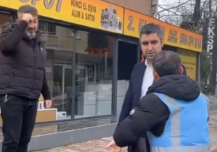 Foto - O belediye güldürdü! 4 yıl boyunca görmedikleri kaldırımı seçime 2 ay kala fark ettiler