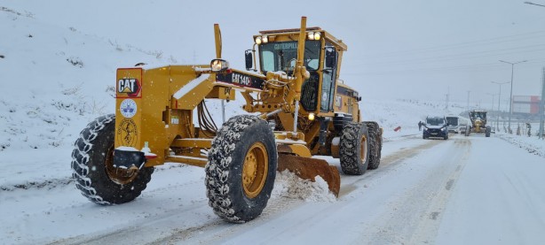 Foto - O bölgeyle ulaşım tamamen kesildi!