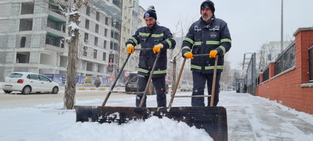 Foto - O bölgeyle ulaşım tamamen kesildi!