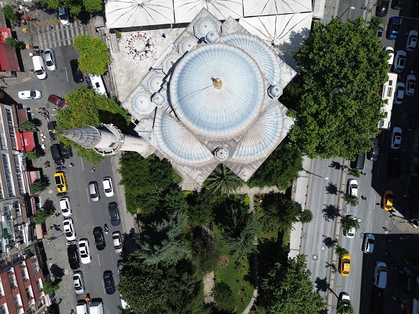 Foto - O caminin minaresindeki taşlar düşüyor