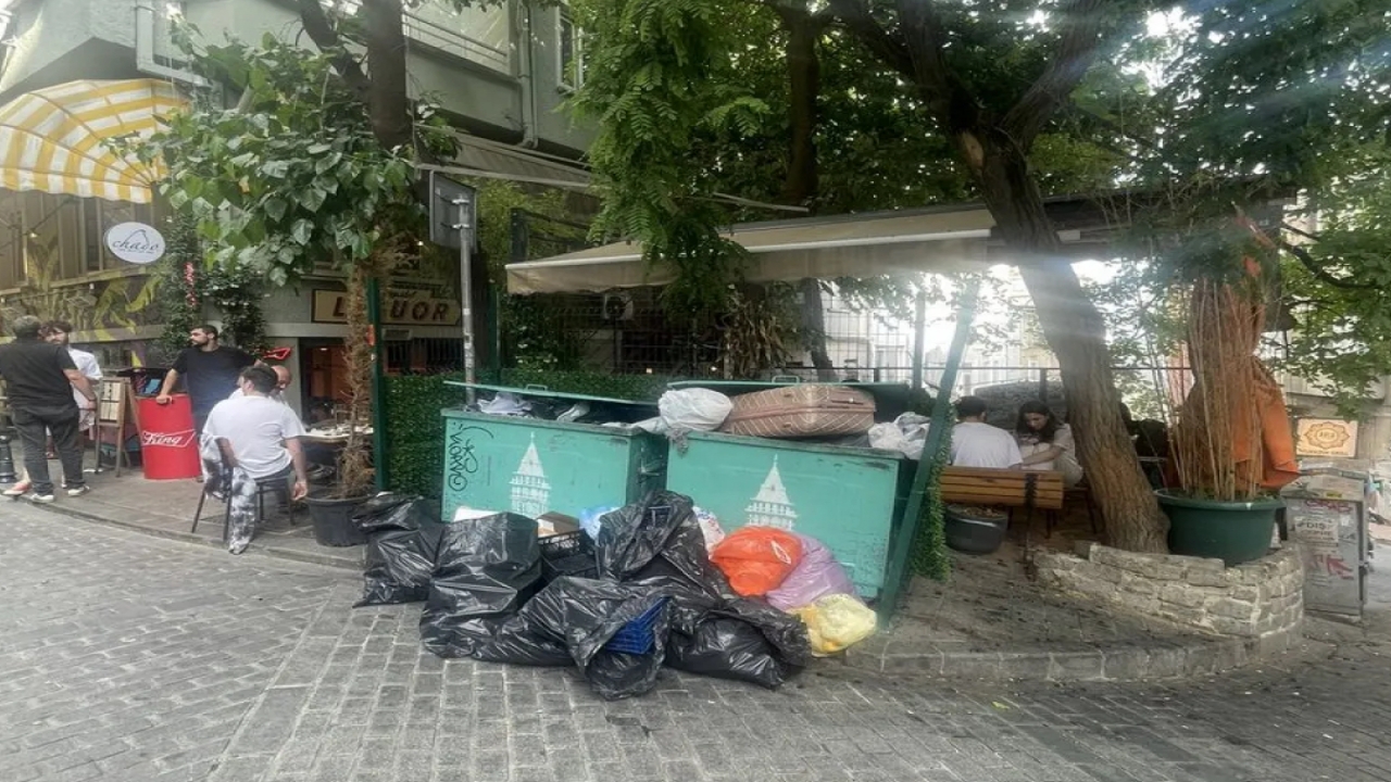 Foto - O CHP’li belediyelerin son rezilliği, resmen mide bulandırdı! Tepki üstüne tepki yağıyor