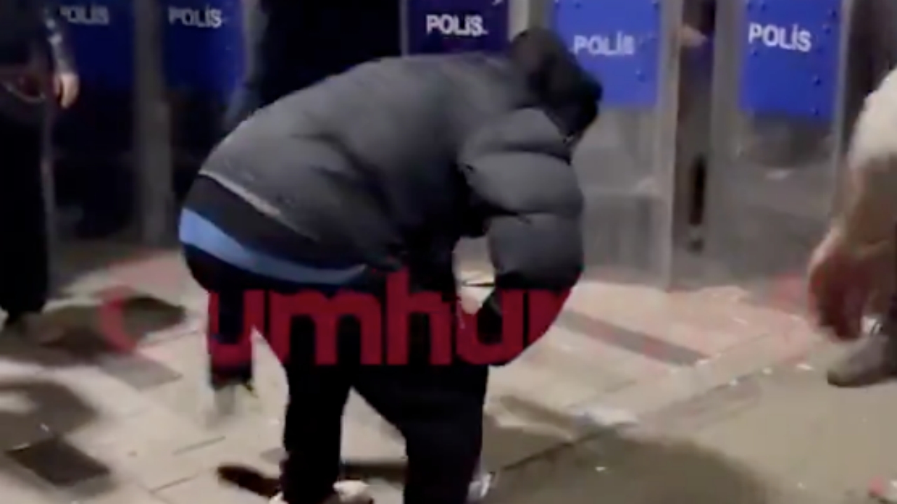 Foto - O CHP’lilerden skandal hareketler! Soran olursa "Gazze’ye destek eylemi yaptık" dersiniz