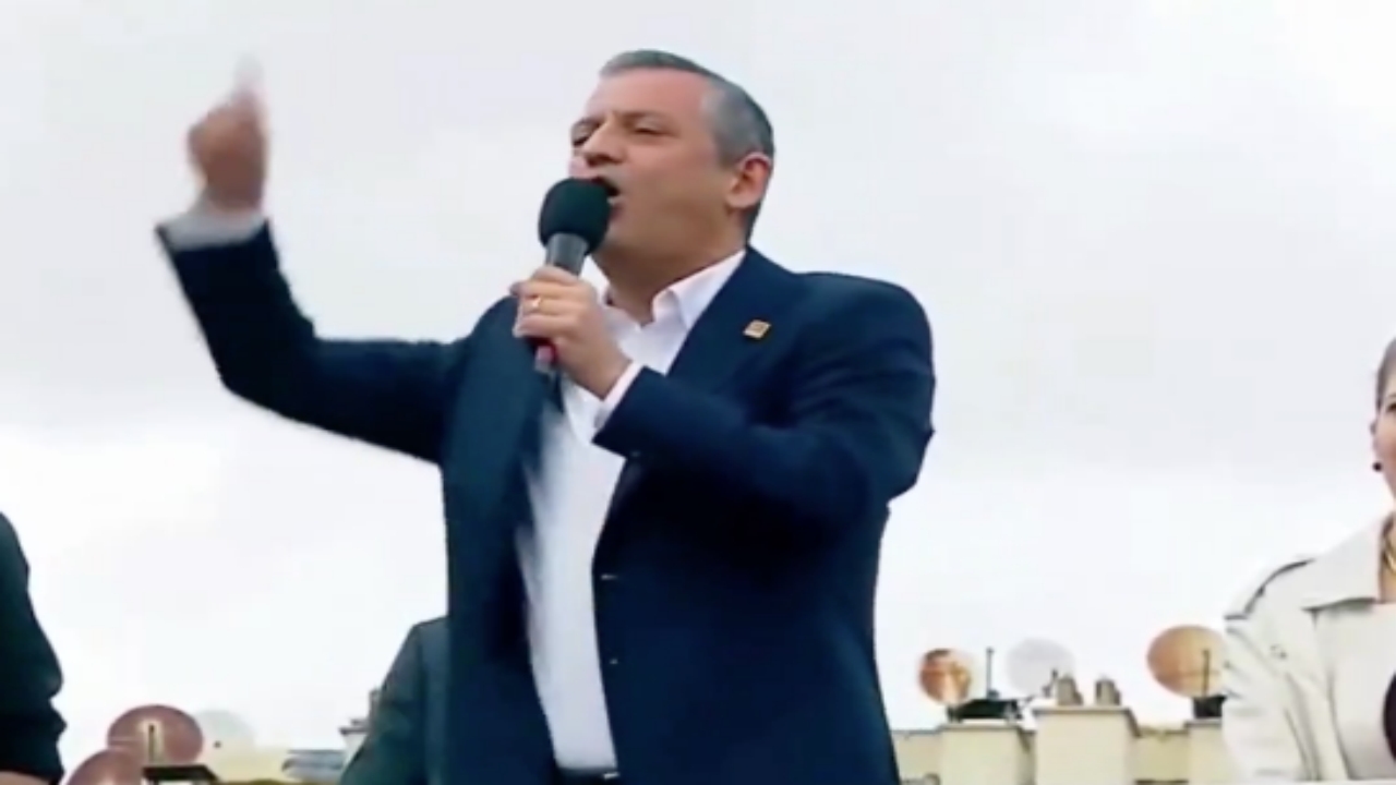 Foto - O çıkışı çok konuşulmuştu! Özgür Özel, "namussuz" diyerek Çatalca Müftüsü’nü yuhalattı