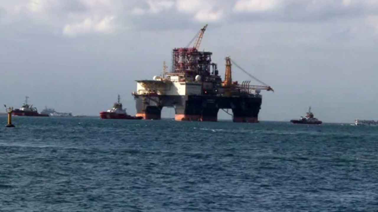 'O denizin altında petrol hazinesi var' deniyordu! Ve Türkiye'nin merakla beklediği haber geldi