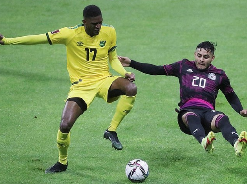 O futbolcu filan hikaye! Gündemi sarsan şok iddia! Okan Buruk'a kırmızı kartı gösterdi...